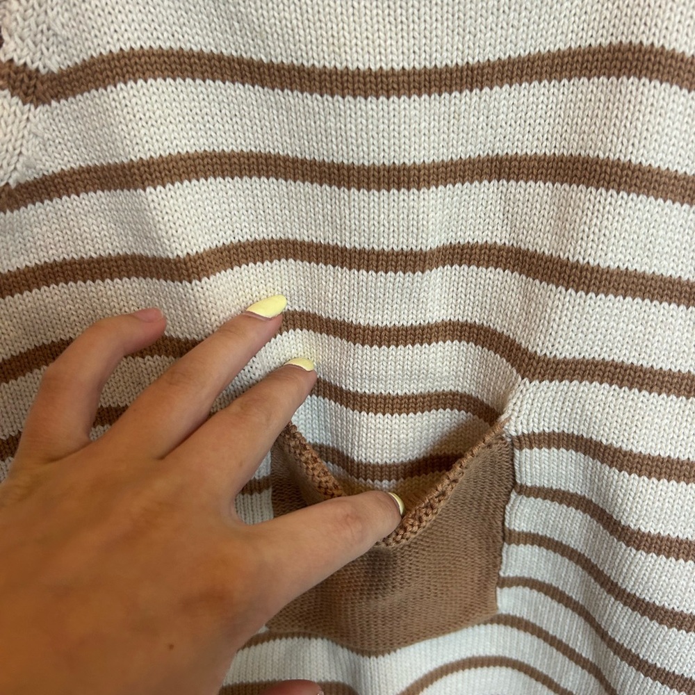 SOLD NWT Simplee Kids Knit romper size 9-12 months - Picture 2 of 5